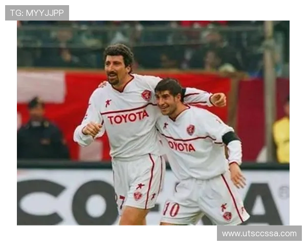 Osimhen 意甲金靴争夺战中展现强劲势头