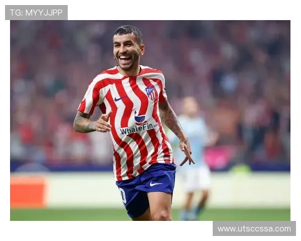 安赫尔·迪马利亚:边锋到中场的战术角色转型解析 安赫尔·迪马利亚:边锋到中场的战术角色转型解析